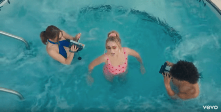 Screen Shot 2018-11-18 at 1.32.08 PM