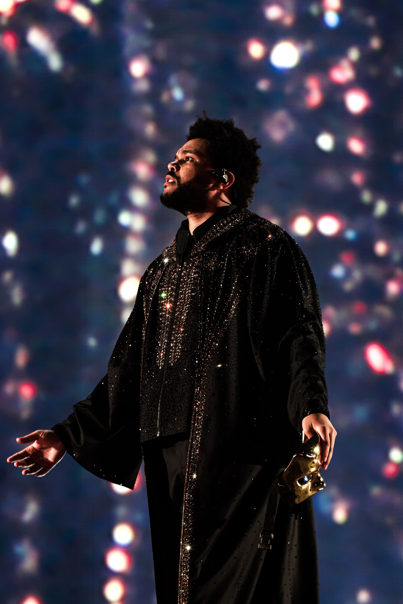 [Review] The Weeknd Lets Go of His Persona and Reveals the Man Under ...